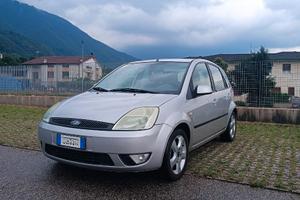 FORD FIESTA 2005