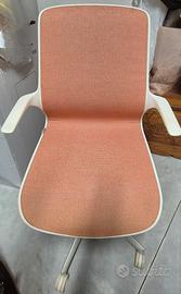 sedia ergonomica scrivania modello Loop di Milani