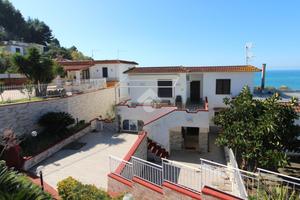 BIFAMILIARE A AGROPOLI