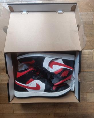 Air Jordan 1 Mid Chicago Toe taglia EU 44