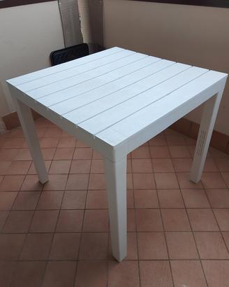 tavolo da esterno
