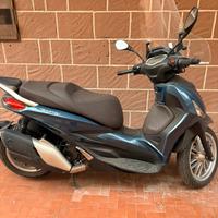 Beverly 400 anno 2023