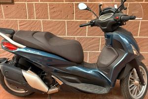 Beverly 400 anno 2023