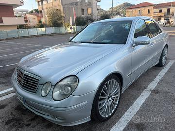 Mercedes Classe E270