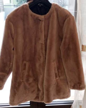 Cappotto corto Zara collo rotondo pelliccia sintet