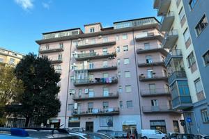 Appartamento con terrazzo panoramico e balcone