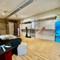 C/1 240 Mq convertibile in più abitazioni