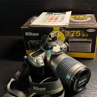 Nikon F75 + zoom 28-100mm reflex analogica
