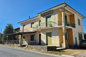 Privato vende casa indipendente