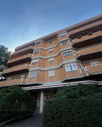 Ufficio via baracca 20 possibile cambio uso