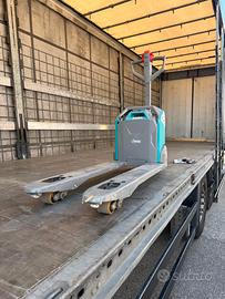 TRANSPALLET ELETTRICO