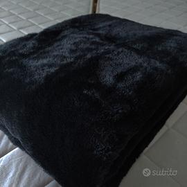 Coperta pelliccia nera
