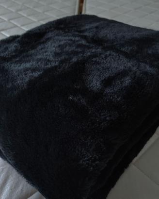 Coperta pelliccia nera