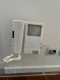 N.2. Citofoni Elvox Art 5600/800 e art. 6300