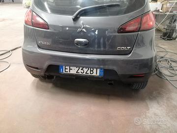 Mitsubishi colt