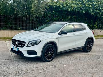 Mercedes GLA 200d night edition automatica tetto