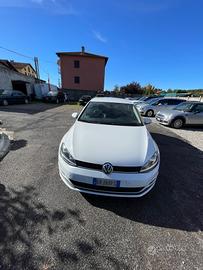 Volkswagen Golf 2.0 TDI DSG 5p. Highline BlueMotio