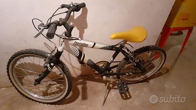 Bicicletta BMX serie limitata “Juventus”+altra