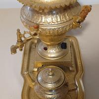 Teiera .  Più vassoio, ciotola, teiera piccola.