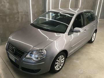 VOLKSWAGEN Polo 1.4 TDi 69Cv 5Pte "OkNeo/AC"