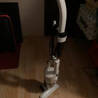 Scopa elettrica a filo