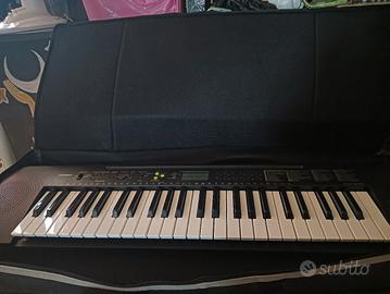 pianola strumento musicale per scuole medie
