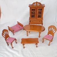 Mobiletti in miniatura per casa delle bambole 