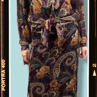 Completo gonna-camicia fantasia damascata