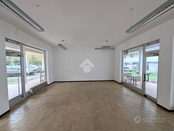 NEGOZIO A CONEGLIANO