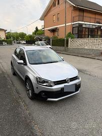 VW POLO CROSS 1.4 TDI NEOPATENTATI