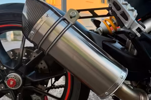 TERMINALE DUCATI HYPERMOTARD 821