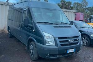 Ford Transit tour nei
