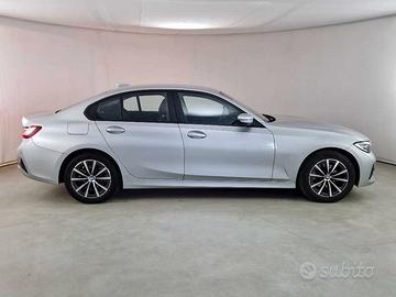 BMW 320 xDrive Business Advantage aut. 4 PORTE BER