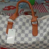 Borsa con motivi nuova