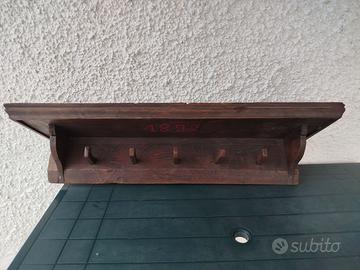 Attaccapanni in legno antico