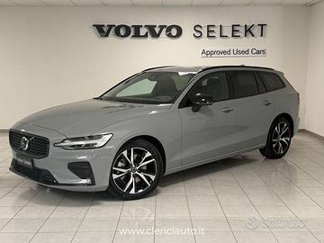 Volvo V60 B3 automatico Plus Dark