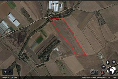 Assemini: terreno agricolo