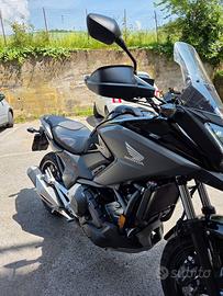 Honda NC750X  anno 2020 Cambio DCT/Sequenziale