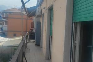 GUIDONIA TRILOCALE ARREDATO Con BALCONE