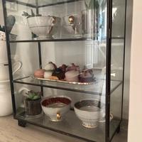 Magnifica vetrina francese in ferro e vetro