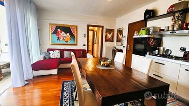 Appartamento di 66 m² con 2 locali e box auto a Vi
