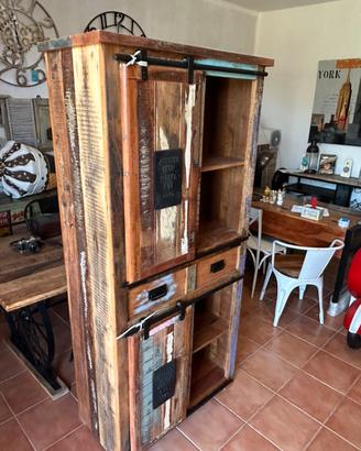 Dispensa legno massello ante scorrevoli