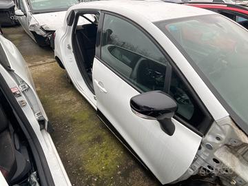 PORTIERA ANTERIORE DESTRA RENAULT CLIO 4 2015
