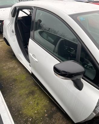 PORTIERA ANTERIORE DESTRA RENAULT CLIO 4 2015