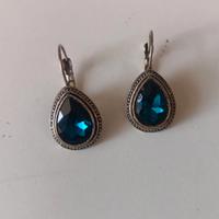 orecchini con pietre blu 