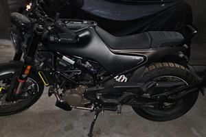 Husqvarna Svartpilen 125
