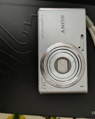 fotocamera Sony cyber-shot + omaggio