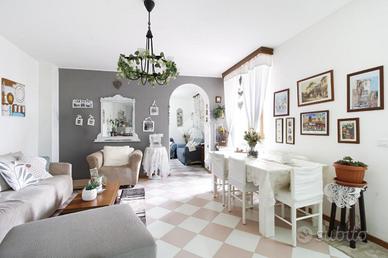 4 LOCALI A TORTORETO