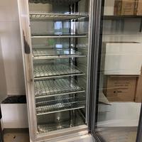 Vetrina Refrigerata Professionale – Perfetta per P