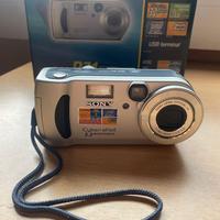 Sony Cyber-shot DSC-P71